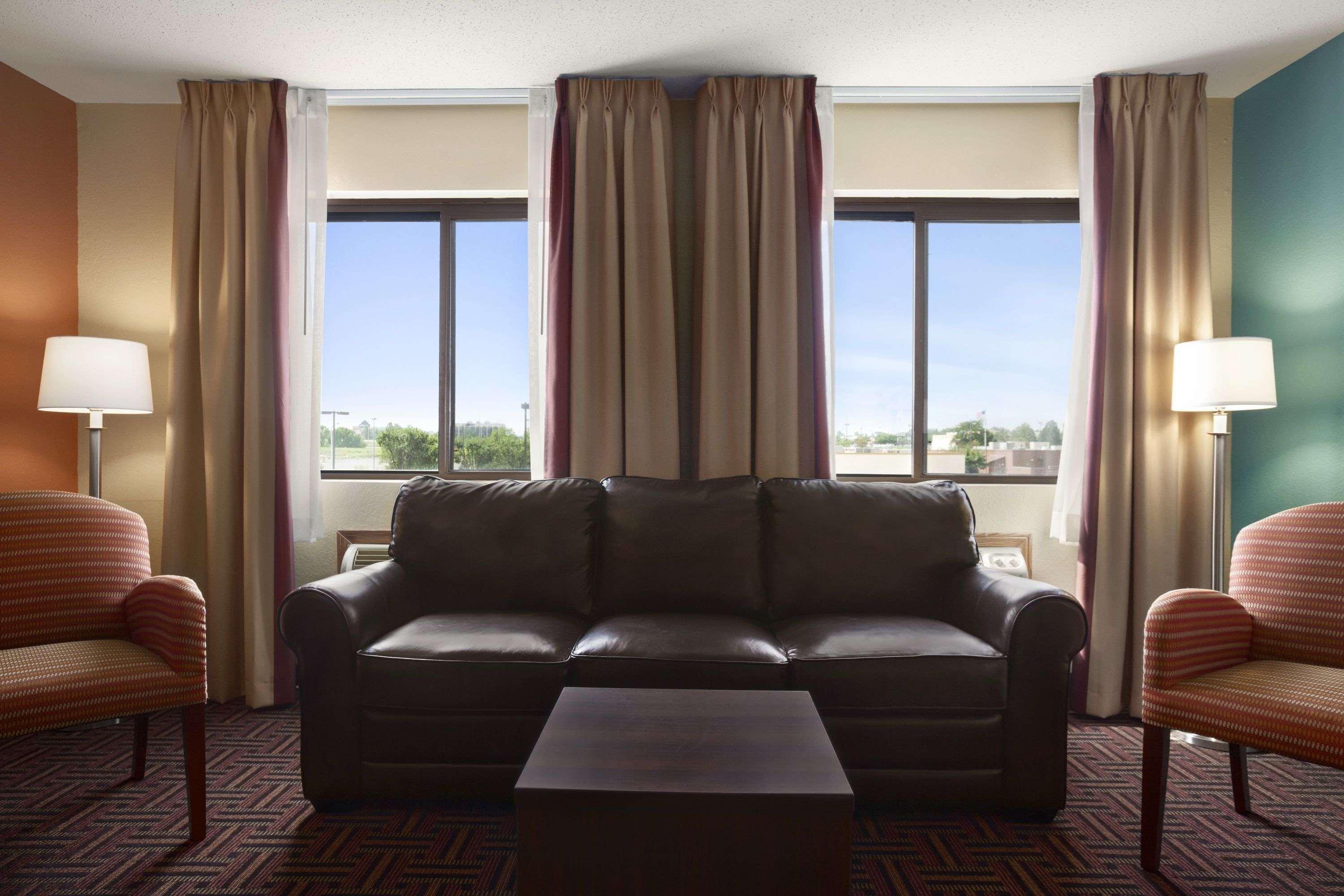 Super 8 By Wyndham Fairview Heights-St. Louis Motel Exterior photo